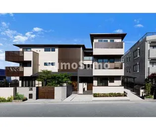 フォレストメゾン弦巻【2階】の外観