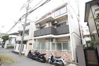 アクティ本山【1階】の外観