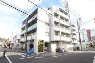 GENOVIA三軒茶屋green veil 【3階】の外観