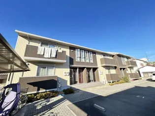 ルリアン和坂の外観