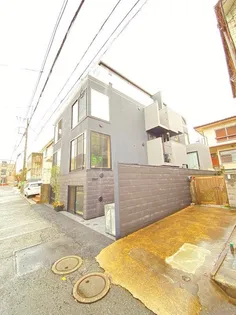 東京都渋谷区鉢山町【マンション】の外観