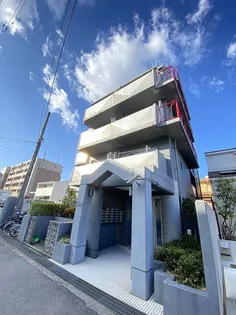 メゾンフィルブロード【3階】の外観