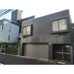 原宿東急アパートメント【1階】の外観