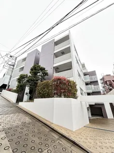 東京都渋谷区鶯谷町【マンション】の外観