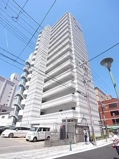 プレサンスみなと元町駅前【4階】の外観