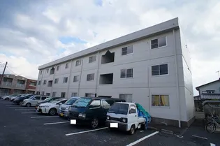 ヴィレッジトミタA【2階】の外観