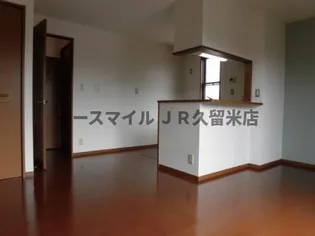 メルベーユ・ドミールA棟【207号号室】の居間