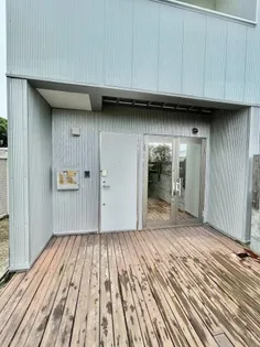 R-BOX tsubukuⅠの玄関