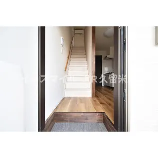 コル・クラージュの玄関