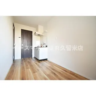 コル・クラージュの居間