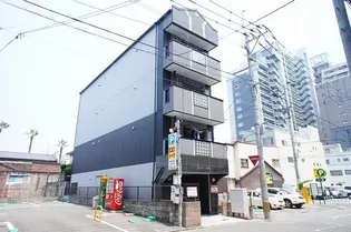 フォンテーヌ博多【2階】の外観