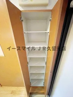 ソレイユⅡ【303号室】の玄関