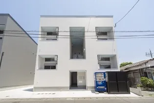 コージーフォート【2階】の外観
