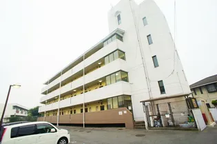 プルミエ国分【1階】の外観