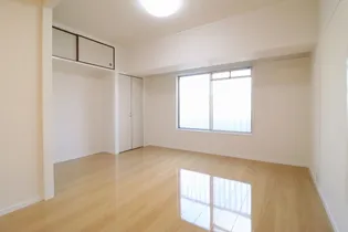 アレッツォ中央【3階】の居間