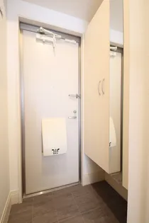 エウロス平尾【202●号室】の玄関