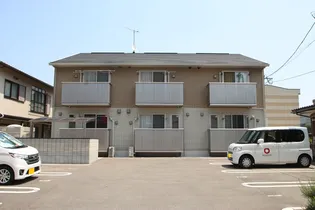 プランドール【1階】の外観