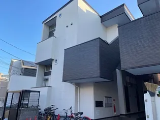 ビュシエール【2階】の外観