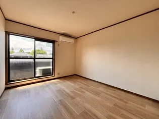 ヴューコスモ【2階】の居間