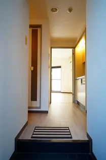 リリーフ薬院【3階】の玄関