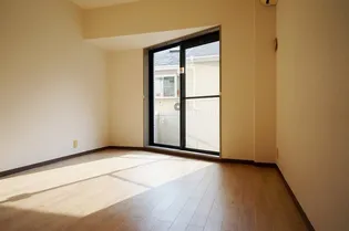 リリーフ薬院【3階】の居間