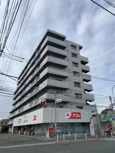 グルーリャ大和【1階】の外観