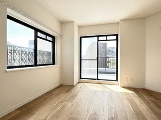 ルッシュ・西公園【4階】の内装