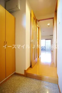 ヒルズ六ツ門【3階】の玄関