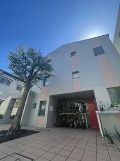 DEER COURTの画像