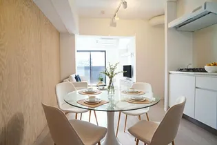 アールリエット津田沼【0108号室】の居間