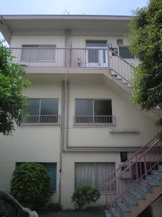 昭栄ホームズA棟【0102号室】の外観