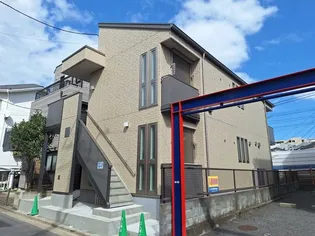 ラ プルミエールの画像