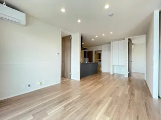 Mayfair【3階】の外観