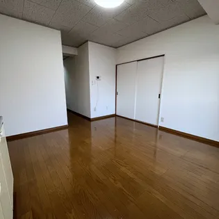 サンヴィレッジやしま【3階】の外観