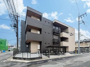 ラ・ストレチア【1階】の外観