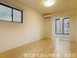 フォルト Ⅰ【1階】の居間