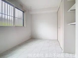 Gloire遠賀野B【1階】の寝室