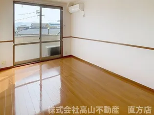 ソレアード21 C棟【2階】の居間