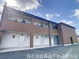 福岡県直方市大字感田【アパート】の外観