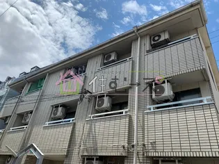 ロイヤルメゾン生野【1階】の外観