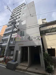 トレヴィの泉【5階】の外観