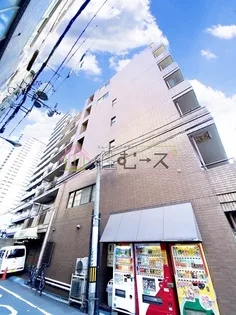 シャトー関本【5階】の外観