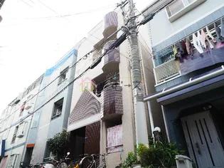 メモリアルタウンA棟【3階】の外観