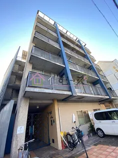 カーサマニエラ【3階】の外観