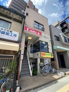 アベニューホワイト【3階】の外観