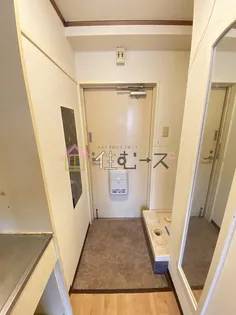 デイルーチェ上町EAST【6階】の玄関