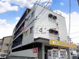 北桑マンション【3階】の外観
