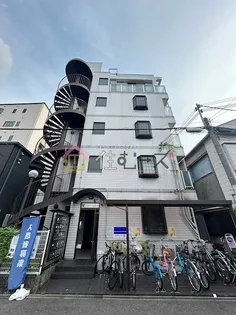 プレアール中宮【1階】の外観