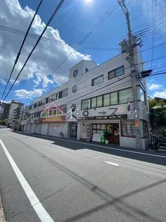 ホワイトビルの画像