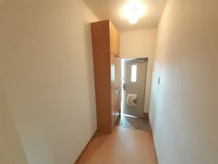 グランモデッサA【1階】の玄関